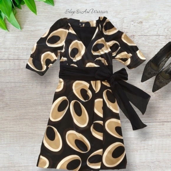 Banana Republic satin puff sleeve abstract printed wrap dress *shop@iamwarrior - Picture 4 of 7